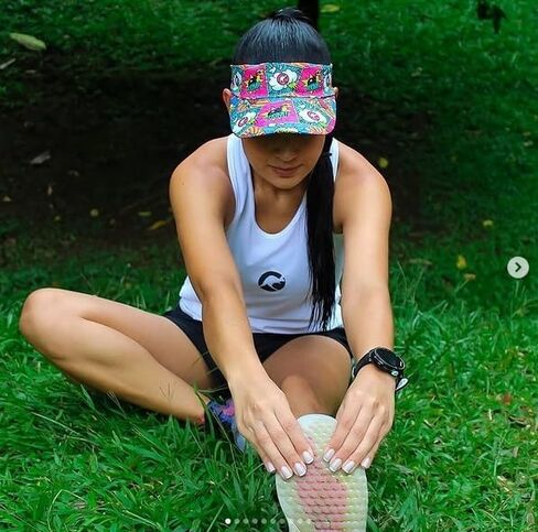 Hat Waterproof Sports Visor Reflective Absorbent Running Hiking Gym and More Black/White in Saudi Arabia