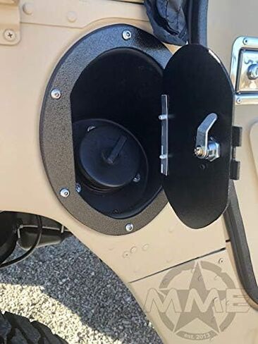 HMMWV/H1 قفل باب الوقود in Saudi Arabia