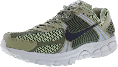 Nike Men's Sneaker in Saudi Arabia