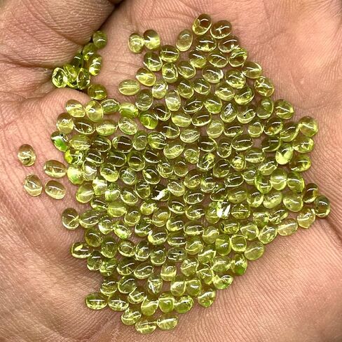 100 PCS Peridot Natural 4x3mm Oval Cabochon Loose غير المعالج بالجملة الكثير in Saudi Arabia