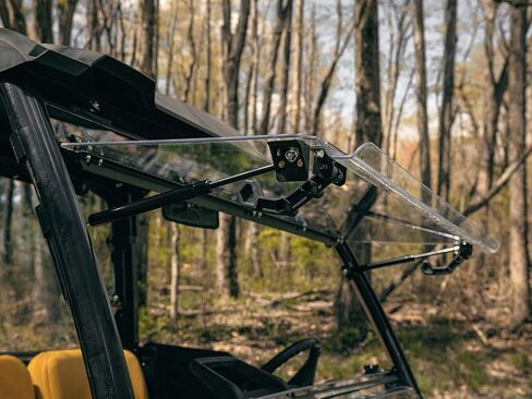 Superatv Heavy Duty Fluck Flip Hindshield لعام 2018+ John Deere Gator XUV 835E ، 835 مترًا ، مصنوع من 1/4 بوصة من البولي الكربوني السميك الذي يبلغ 250X أقوى من الزجاج ، الولايات المتحدة الأمريكية المصنوعة in Saudi Arabia