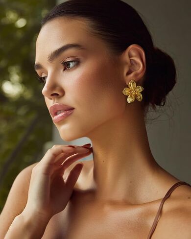 Gold Large Chunky Flower Statement Earrings for Women, Summer Beach Floral Handmade Drop Jewelry, Maximalist Wedding Date Birthday Gift, Bold Exaggerated Textured Dangle Trendy Ribbed Jewelry, Golden Chandelier Fashion Accessories, Vintage Hammered Thick  in Kuwait
