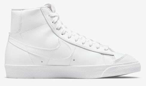 حذاء رياضي نسائي من Nike Blazer Mid '77 من القماش (أبيض/أبيض-شراع-أسود، 7) in Saudi Arabia