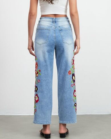 Straight Leg Cropped Jeans for Women Trendy Mid Rise Floral Print Boho Casual Denim Ankle Pants in Saudi Arabia