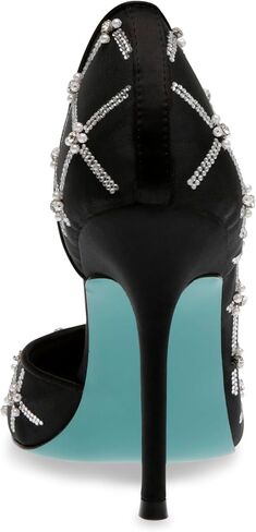 Betsey Johnson women's Cruze Pump in Saudi Arabia