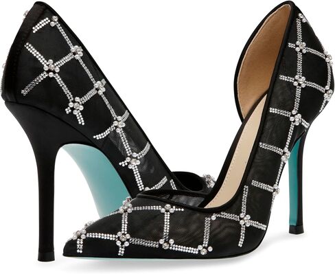 Betsey Johnson women's Cruze Pump in Saudi Arabia