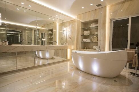 Custom Mirror Cut to Size - 1/4", 3/16", 1/8" Thickness -Smooth Edge or Seamed, Gym Mirrors, Vanity Mirror, Clear Reflective Surfaces - Custom Wall Mirrors in Saudi Arabia