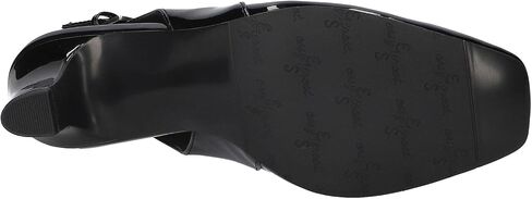 Easy Street Women's Ritsa Pump in Saudi Arabia