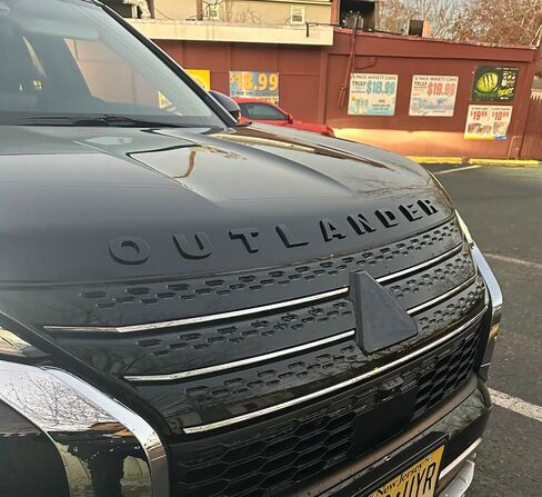 Hood Emblem Gloss Black Planting متوافق مع 2022-2025 Outlander (Gloss Black) in Kuwait