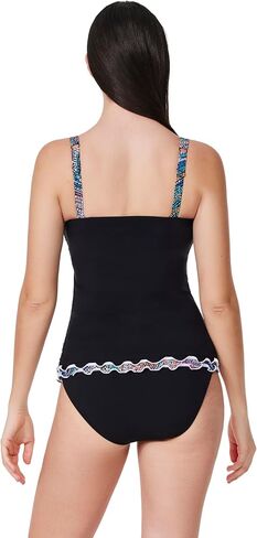 ملف تعريف بواسطة Gottex Layla Tricolore E-Cup Tankini Top-حمالة صدر مدمجة ، وأشرطة قابلة للتعديل ، وبطانة أمامية ، وباعت بشكل منفصل in Saudi Arabia