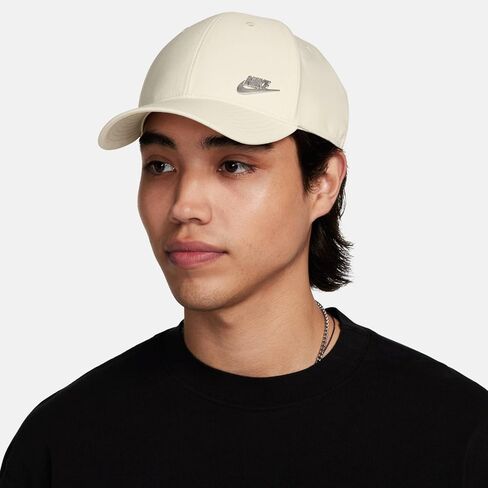 Nike Dri-Fit Club Club Structured Metal Cap in Kuwait