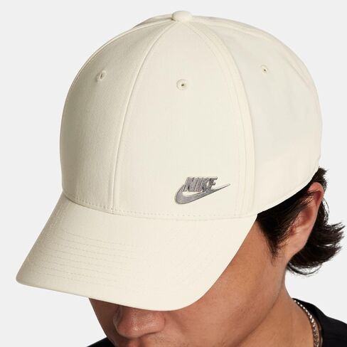 Nike Dri-Fit Club Club Structured Metal Cap in Kuwait