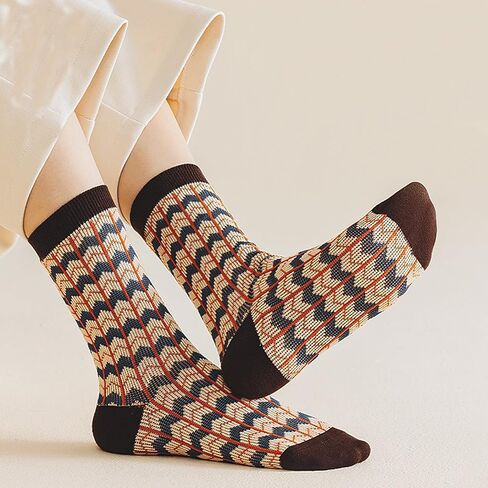 chunfo Womens Retro Striped Crew Socks Argyle Sock Boot مرنة ، دافئة ، مكتب ، مدرسة ، حجم السفر 5-8 in Kuwait