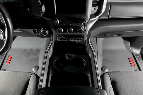 الحصير الأرضية باسيلايير لـ RAM 1500 Crew Cab (2019-2025)-صنع في الولايات المتحدة الأمريكية-ليس لعام 2019-2024 RAM 1500 Classic-Premium All-Weather-الأمامي والخلفي (الشعار الأحمر) in Kuwait