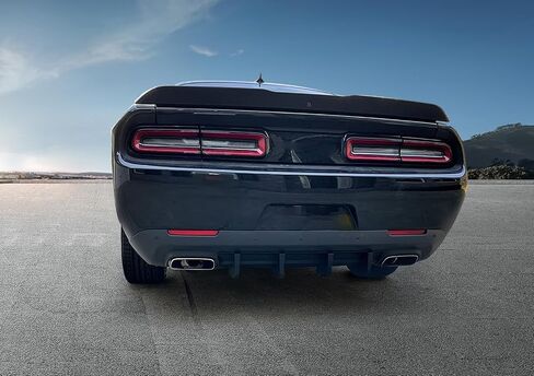 Ikon Motorsports ، Diffuser الخلفي متوافق مع 2015-2023 Dodge Challenger GT SXT SXT فقط ، 4 زعانف سمك القرش تضيف على WIND LIP SPOILER WING ، 2016 2017 2018 2018 2019 2020 in Saudi Arabia