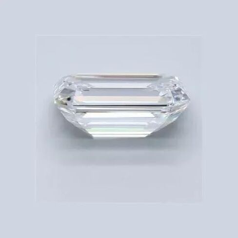أبيض "د" اللون 2.00 CT VVS1 غير مألوف مقطوع الزمرد المقطوع - لصنع المجوهرات in Saudi Arabia