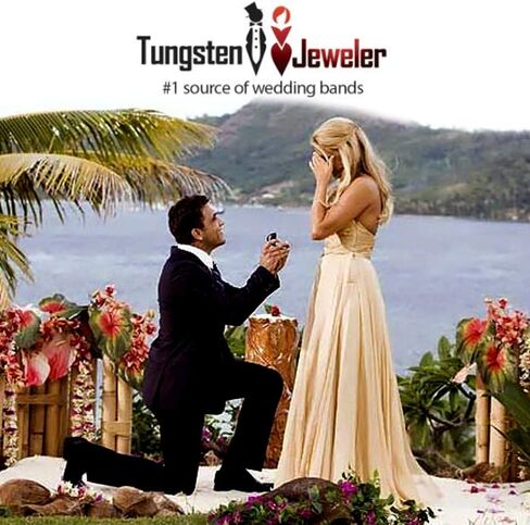 Ring for Men and Ring for Women His & Her's (1 Pair) 8MM/6MM Tungsten Carbide Celtic Knot Dragon Design Carbon Fiber Inlay Wedding Band Ring Set in Kuwait