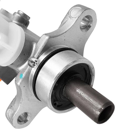 Brake Master Cylinder Pump Compatible with Mitsubishi Pajero IO 2.0 1999-05 MR370247 in Kuwait