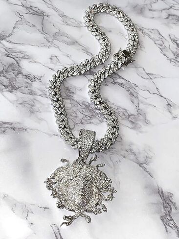 Iced Miami Cuban Chain Netclace Choker Stain 12 مم 20 بوصة ، 14K أبيض الذهب اللامسق الكوبي ، Greek God Medusa Head Pendant ، Medusa Charm ، Niced Chain Netlace in Kuwait
