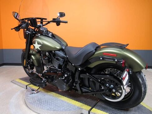 Softail Slim Rack MWL-151 in Saudi Arabia