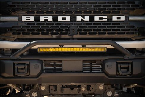 DV8 Offroad Capable Bull Bar for 2021-2025 Ford Bronco | Designed for The Capable Front Bumper | Compatible w/ (1) 13-20" Light Bar or 3" Pod Lights | Adjustable & Removable Light Tabs | Steel in Saudi Arabia