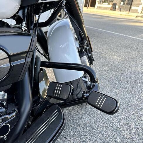 TCMT Highway Pegs Fit For Harley Touring Road King Street Glide Road Glide Electra Glide Softail Sportster Dyna with 1.25" Engine Guards in Saudi Arabia