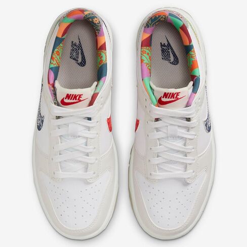 أحذية Nike Dunk Low Big Kids '(FN8913-141 ، أبيض/أبيض/أحمر) الحجم 6.5 in Saudi Arabia