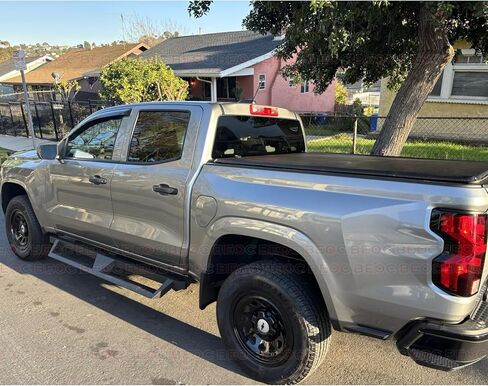 ركض لوحات إسقاط خطوات متوافقة مع 2015-2025 Chevy Colorado & GMC Canyon Crew Cab (4 أبواب بالحجم الكامل) Side Step Rail Nerf Bars ، Black in Kuwait