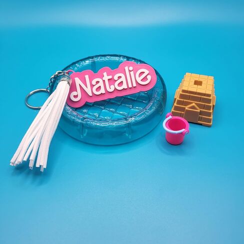 سلسلة مفاتيح NAMETAG المخصصة مع TASSEL - PINK DOLL موضوع - علامة الأمتعة المخصصة ، Backpack Keyring in Saudi Arabia