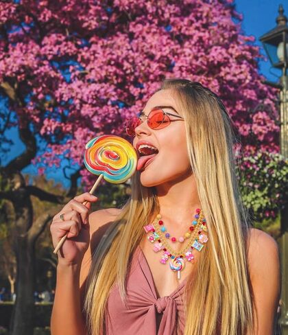 Candy Layered Necklaces for Women Novelty Colorful Beads Lollipop Sweet Candy Bear Ice Cream Dessert Cake Pendant Choker Necklace for Birthday Halloween Holiday Party Jewelry Gift in Saudi Arabia