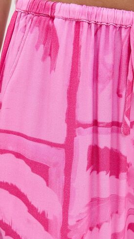 Seven Wonders Women's Caterina Shorts in Kuwait