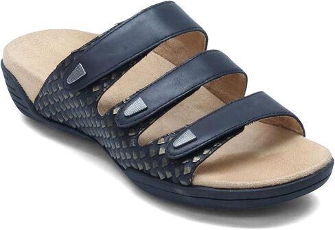 Women's Flat Sandals in Kuwait