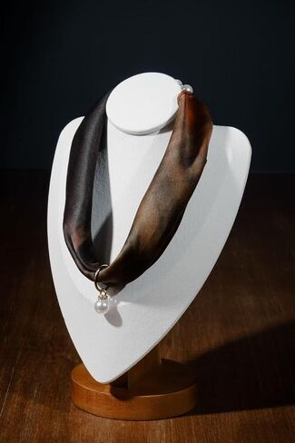 Magnetic 100% Mulberry Silk Scarf Necklace Soft Lightweight Breathable Wrap for Neck Hair Wrist or Accessory Use in Saudi Arabia