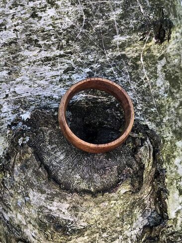 Koa Wood Ring ، Koa Wood Band ، خاتم الرجال ، فرقة الزفاف للنساء ، خاتم Koa ، خاتم الخشب ، خاتم الزفاف ، مجوهرات الزفاف الخشبية ، مجوهرات Koa ، خاتم مخصص in Saudi Arabia