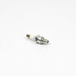NGK 6776 CMR5H BLYB Standard Carded Spark Plug