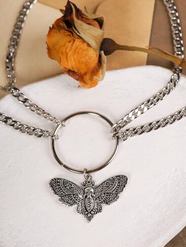 قلادة Sacina Goth Goth Luna Moth قلادة ، مجوهرات Luna Moth ، قلادة قلادة القوطي ، هالوين عيد الميلاد هدية مجوهرات للنساء ، الرجال in Saudi Arabia