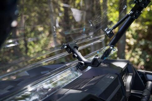 Superatv Scratch Resistant 3-in-1 Flip Hindshield لعام 2019-2023 Polaris RZR XP 1000 XP 4 1000 ، مفتوح ، تنفيس أو مغلق بالكامل ، بدون قيادة ركوب ، 1/4 "بولي كربونات أقوى 250x من الزجاج ، الولايات المتحدة الأمريكية مصنوعة in Saudi Arabia