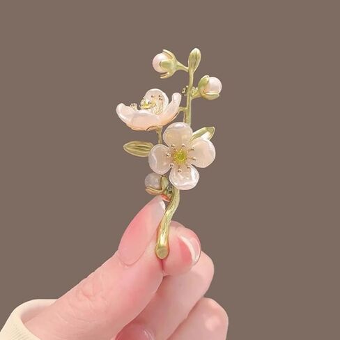 Elegant Flower Brooch for Women, Vintage Premium Enamel Boutonniere, Coat and Suit Pendant Necklace, Jasmine Magnolia Lily Osmanthus Designs in Saudi Arabia