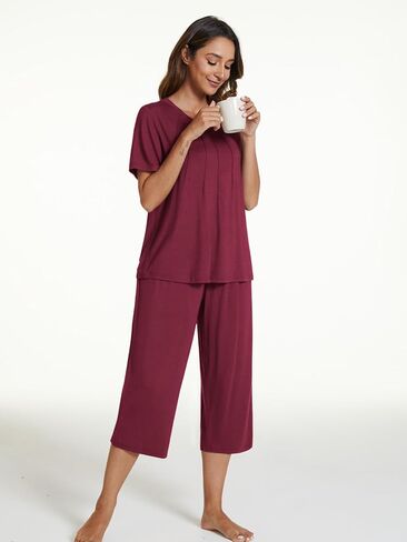 Pokwai Women's Pajama مجموعة الراحة الأكمام القصيرة و Capri Pants Pajama مجموعة ناعمة قطعتين بيجاما in Kuwait