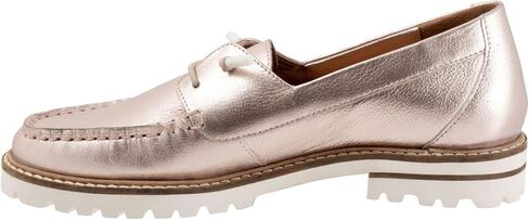 Trotters loafer النسائية in Kuwait
