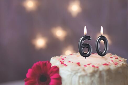 2.35 Inch Gold 60 Birthday Candles, 3D Diamond Number 60th Cake Topper for Boys Girls Birthday Party Decorations Theme Party in Saudi Arabia