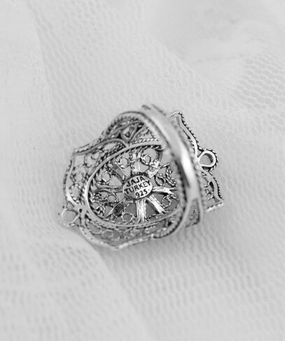 925 Sterling Silver Artisan Made Handcrafted Lace Embroidery Filigree Art Women Cocktail Statement Ring in Kuwait