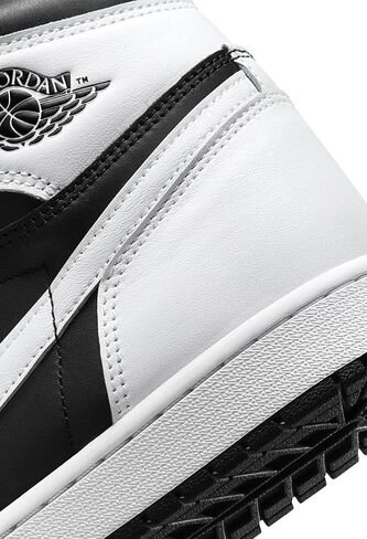 NIKE Air Jordan 1 Retro High OG Men's Trainers Sneakers in Saudi Arabia