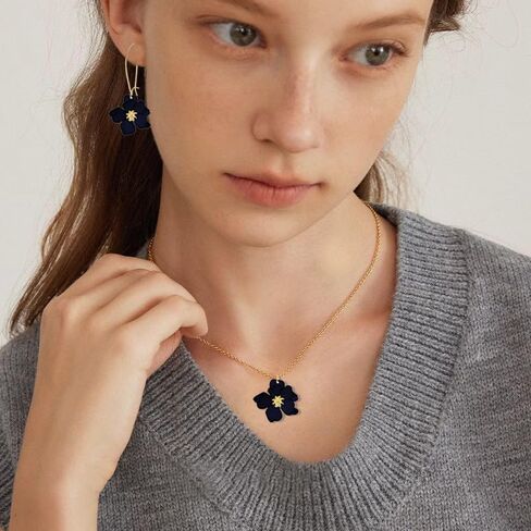 WCRAZYE Bohemian Daisy Flower Earrings Necklace Sets for Women Unique Trendy Boho Matte 3D Gold Flower Floral Petal Statement Earring Wedding Jewelry in Saudi Arabia