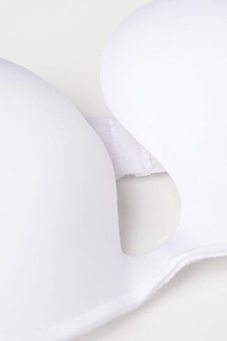 Woman's Monica Push-up Bra in Ultralight Microfiber in Saudi Arabia