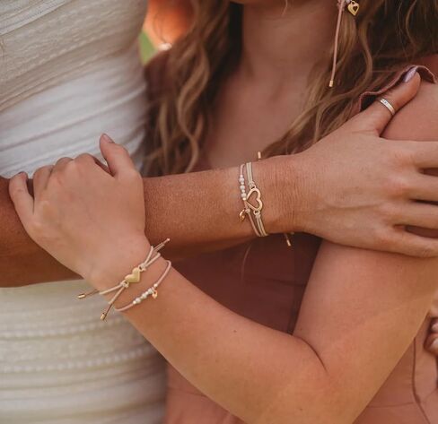 أساور K'lani Boho Hair Tie For Mother & Daughter ، مرونة قابلة للتعديل مع السحر ، حاملي ذيل حصان بدون دقة ، أساور أنيقة للشعر الكثيف والرقيق ، الأنيق ، العصري والعملي ، مجموعة هدايا مثالية من 2 in Kuwait