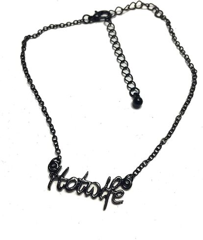 Hotwife Chain Keanlets باللون الأسود والفضي والذهبي - ملكة البستوني - الديوث - عشيقة in Saudi Arabia