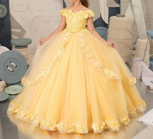 Tulle Flower Girl Dress Off Shoulder Pageant Dress for Girls Floral Appliques Ball Gown First Communion Maxi Party Dress in Kuwait