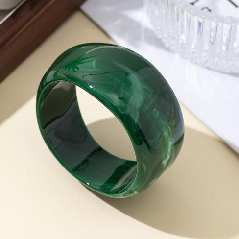 Bohemian Colorful Geometric Cuff Bangle Chunky Irregular Wide Bangle Bracelets Multiple Color Acrylic Resin Statement Jewelry for Women Party Jewelry in Saudi Arabia