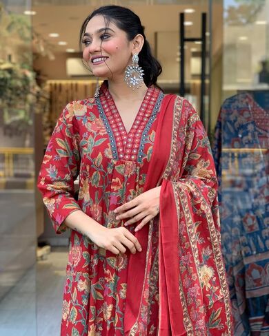 مصممة النساء الهنديات Anarkali بدلة جميلة TUNIC TUNIC KURTI PANT. in Saudi Arabia